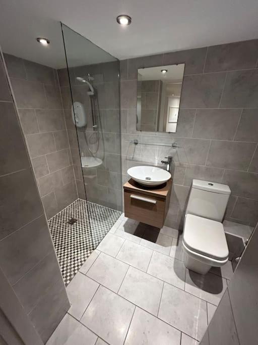Spacious Central 2Bed Apartment Wilmslow Eksteriør billede